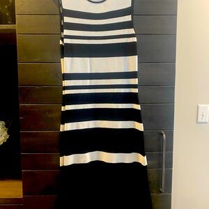 Whit House Black Market Dress